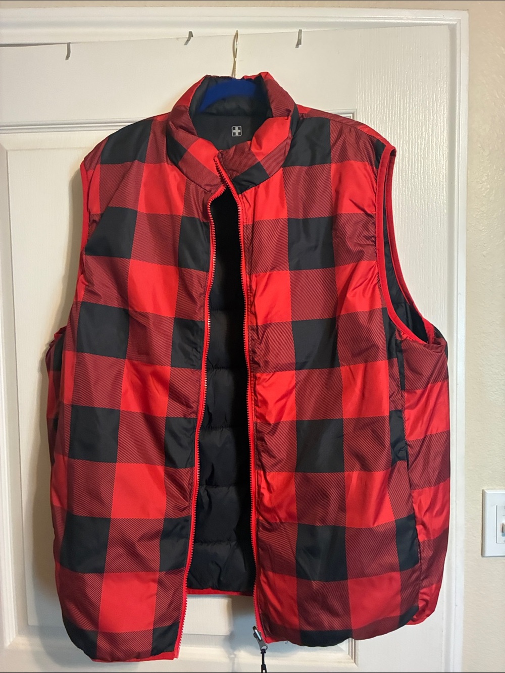 SwissGear Red & Black Buffalo Plaid Puffer Reversible Vest